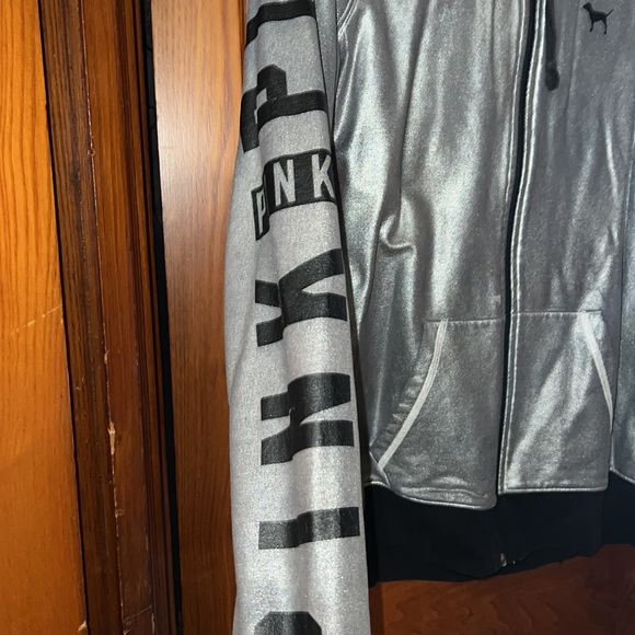 PINK Victoria's Secret Rare Metallic Silver Graphic
Hooded Zip Jacket - Picture 2 of 4